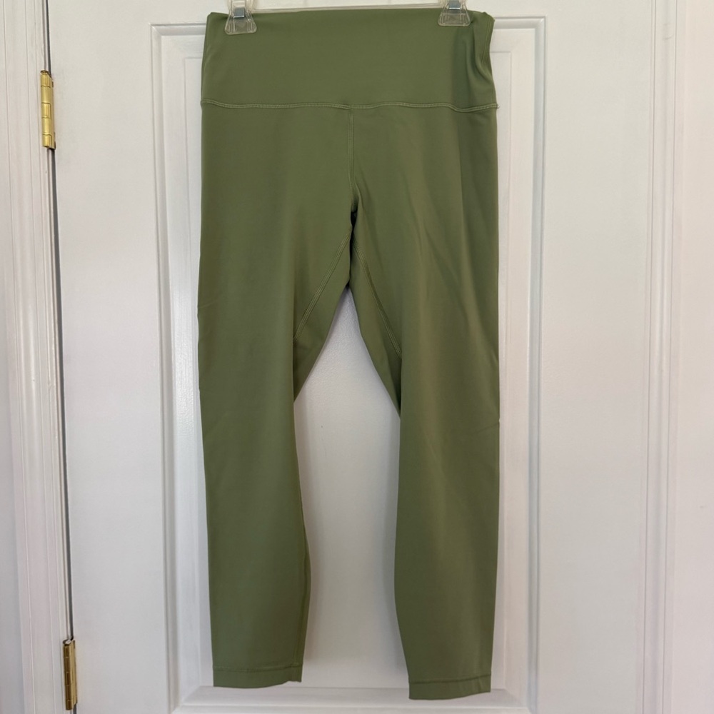 🪴Lululemon EUC Align Leggings Women’s 10